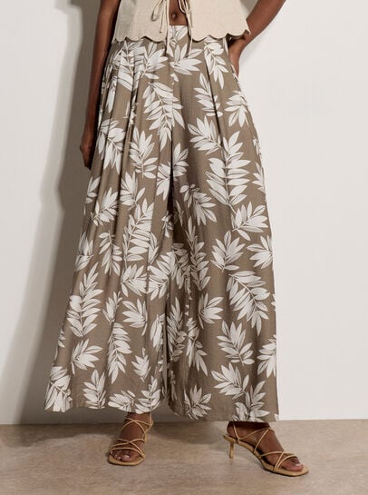 Leaf Print Pleated Culotte Trousers