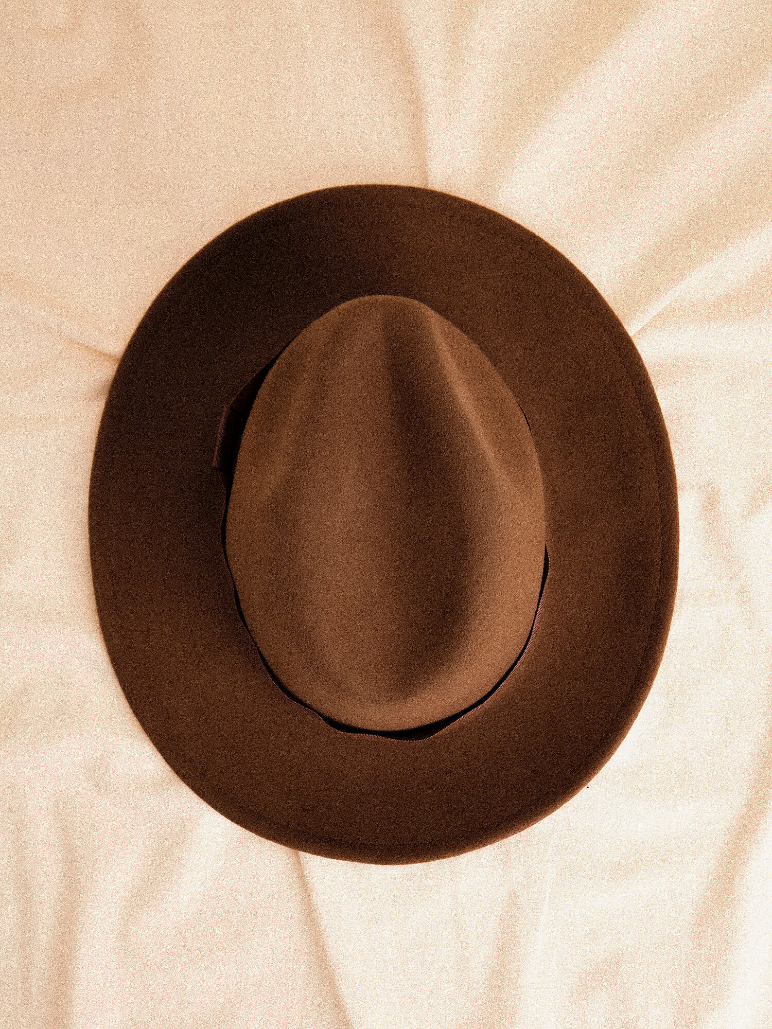 Brown floppy hat deals