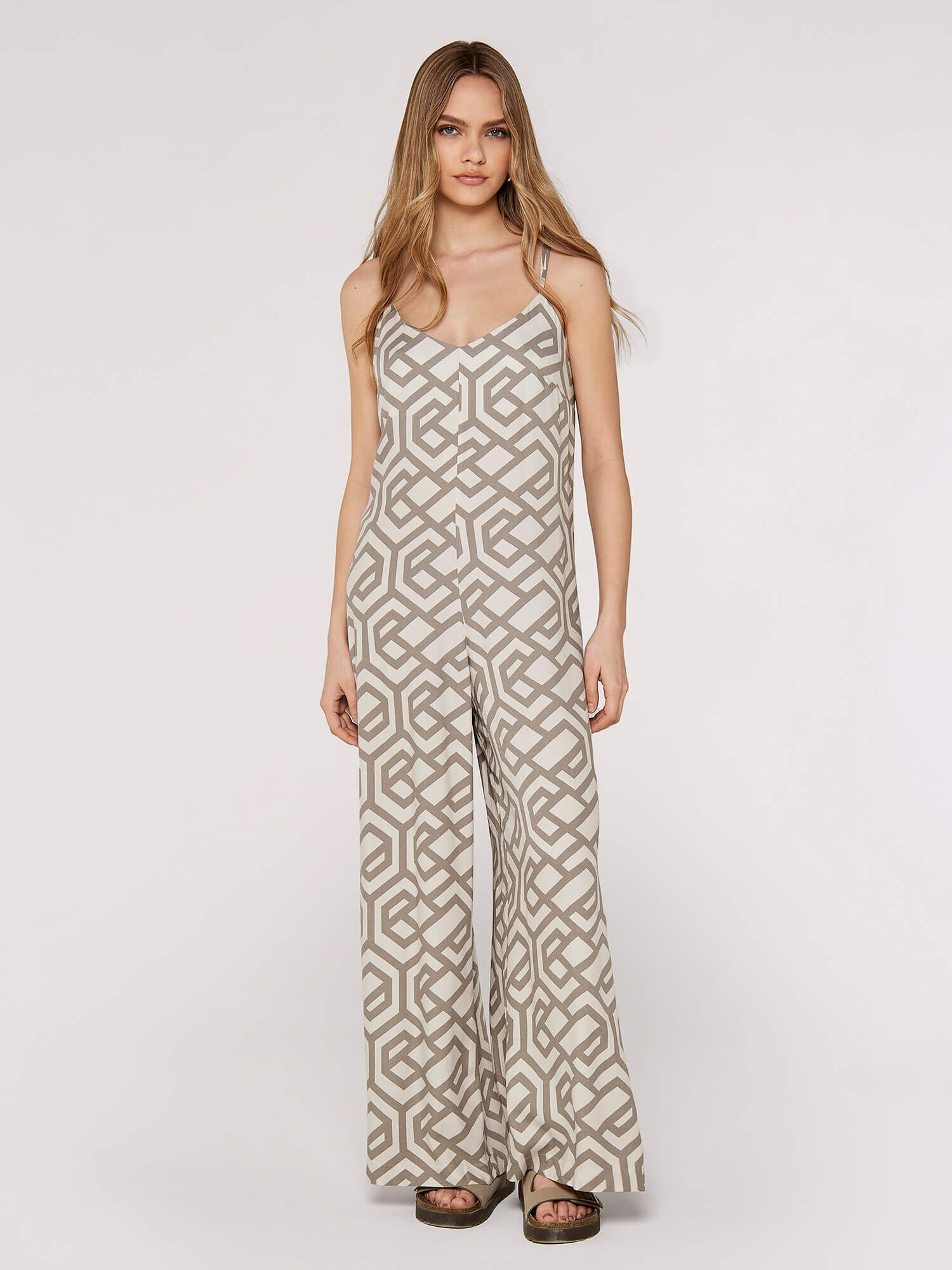Apricot jumpsuit online banana leaf
