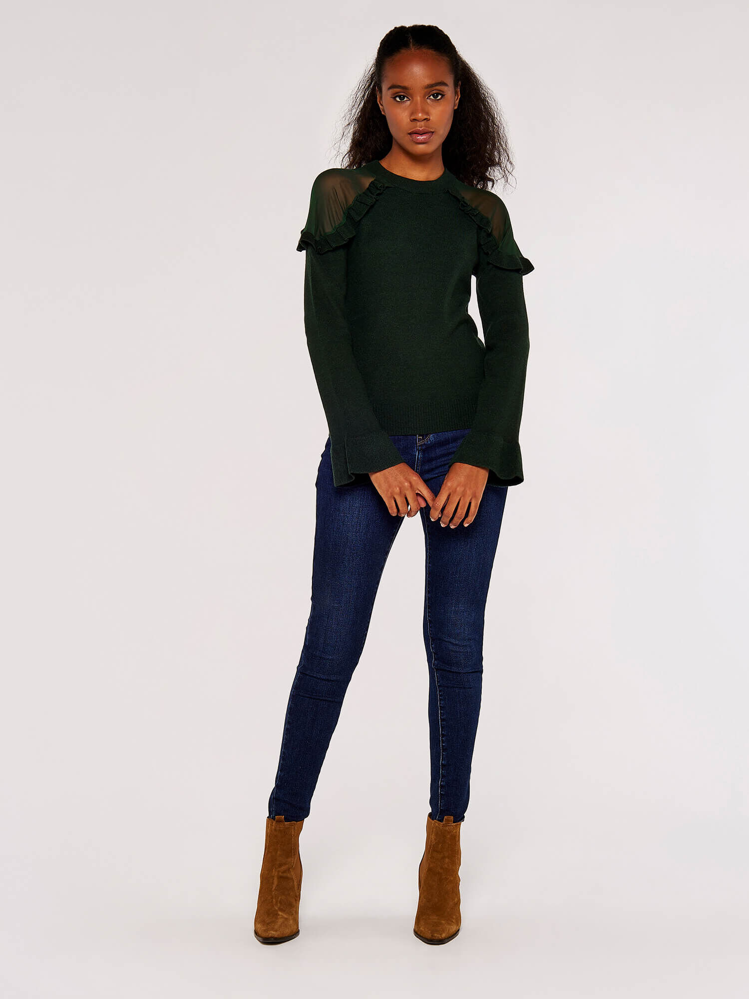 Ruffle store shoulder jumper
