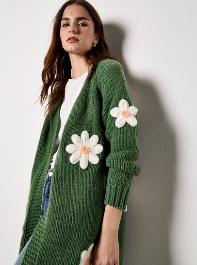 3D Daisy Chunky Knit Cardigan