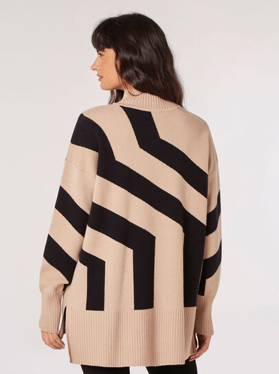 Oversized Geometric Stripe Jumper