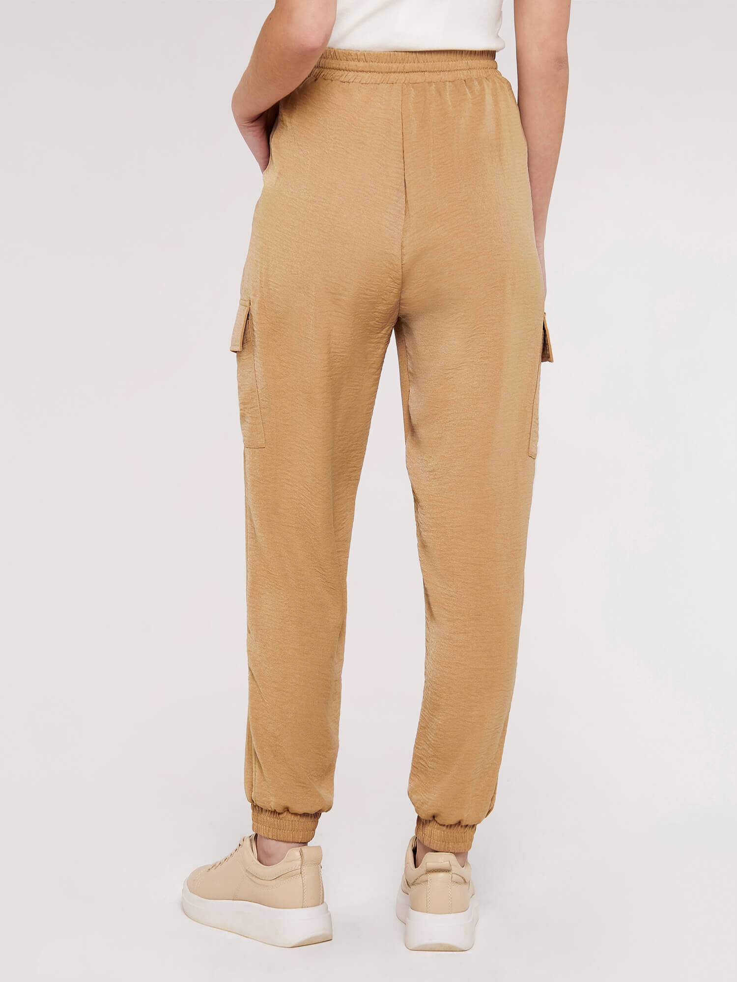 Womens combat joggers top