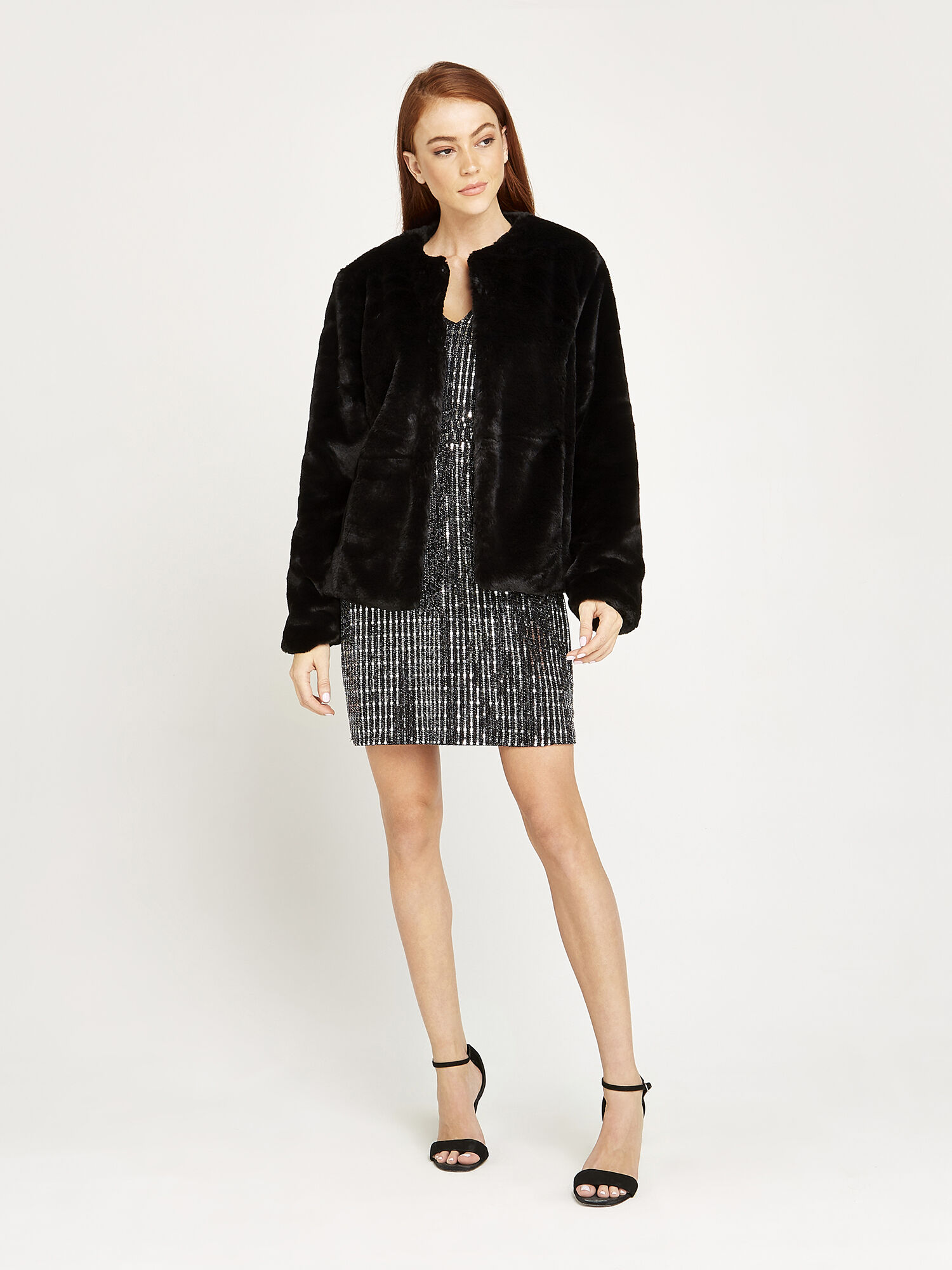 Dual pocket faux fur jacket discount