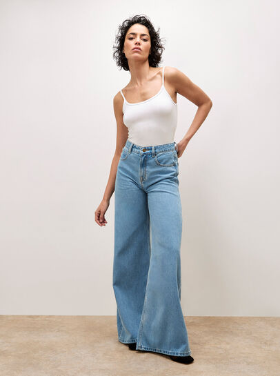 Zana Wide Leg Jeans