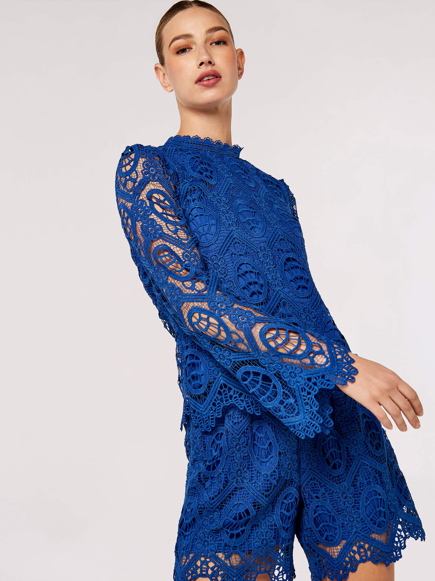 Blue lace long sleeve top new arrivals
