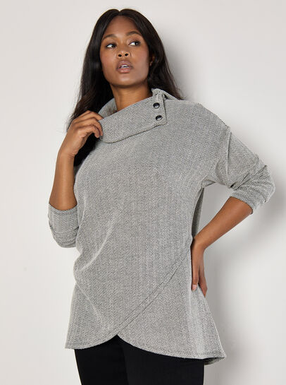 Curve Chevron Jacquard Wrap Top
