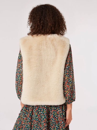 Faux Fur Cropped Gilet