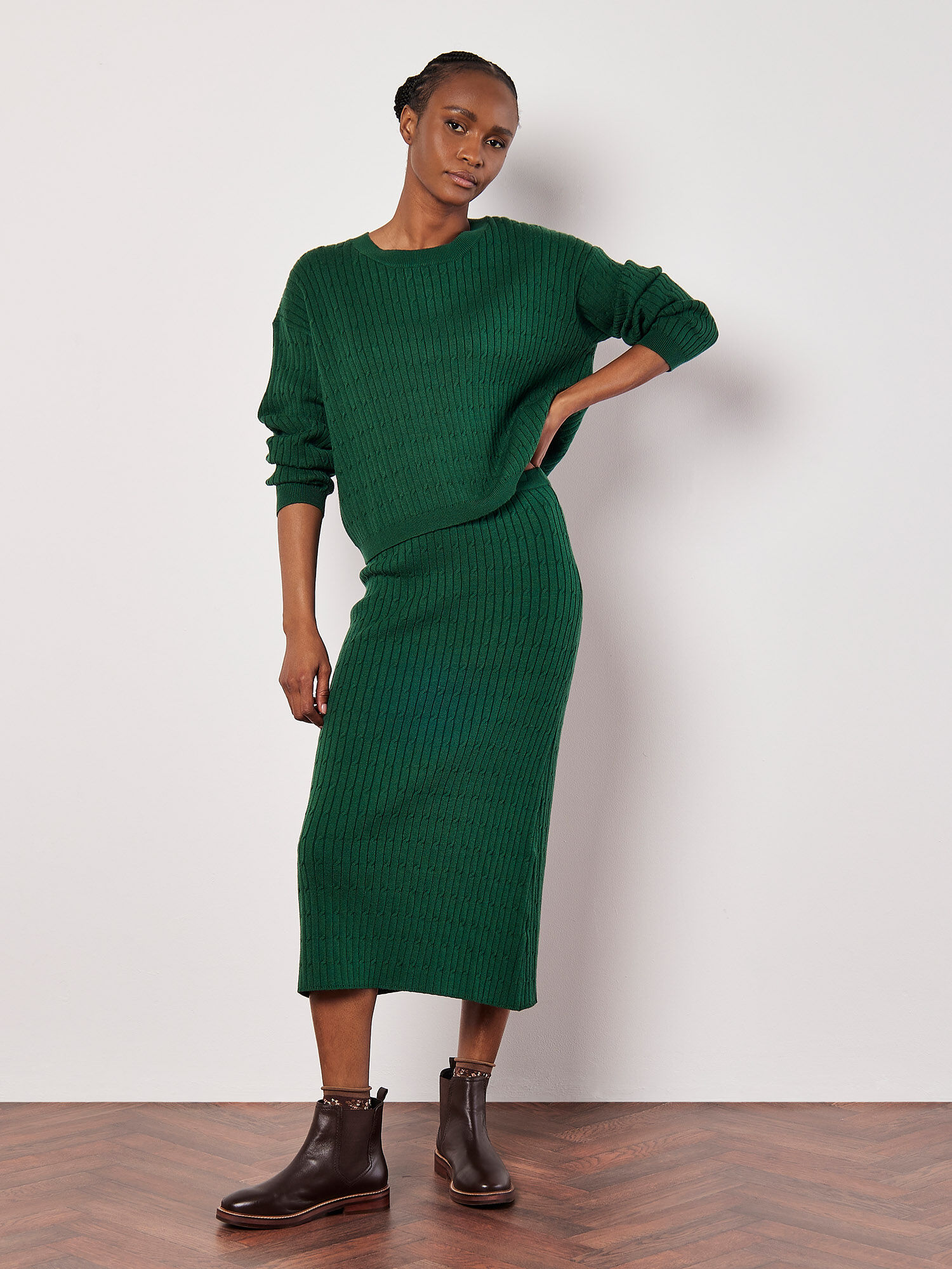Fine Knit Cable Midi Skirt Apricot Clothing