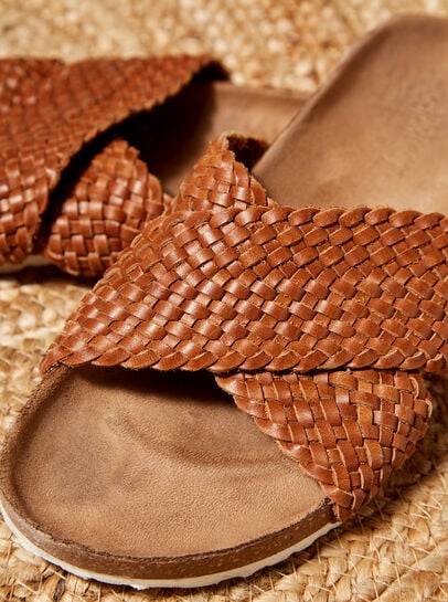 Knotted leather Sandal