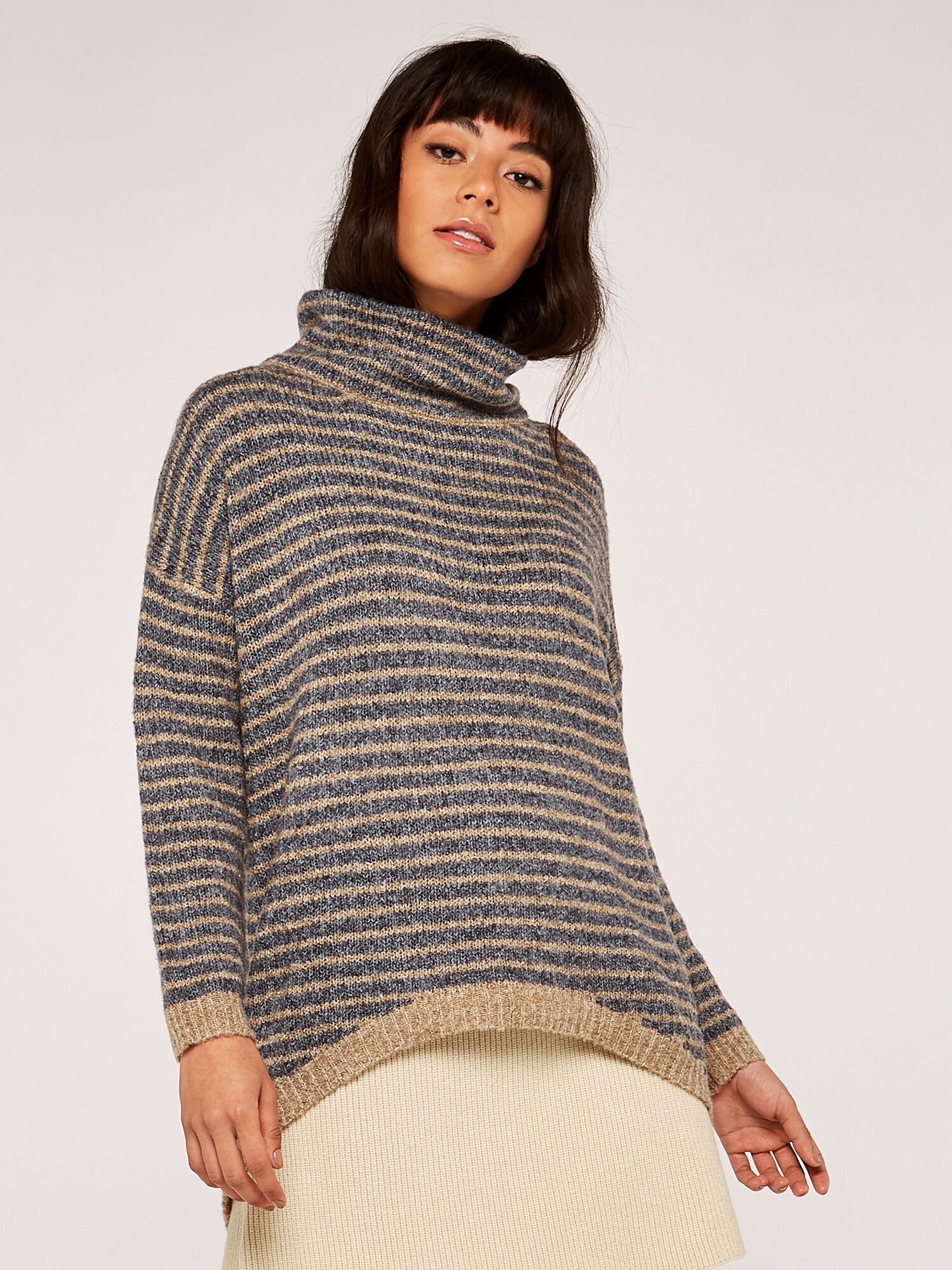 Apricot clearance grey jumper