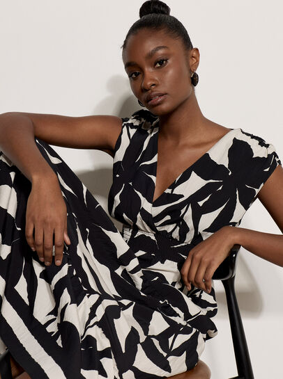 Floral Silhouette Tiered Midi Dress