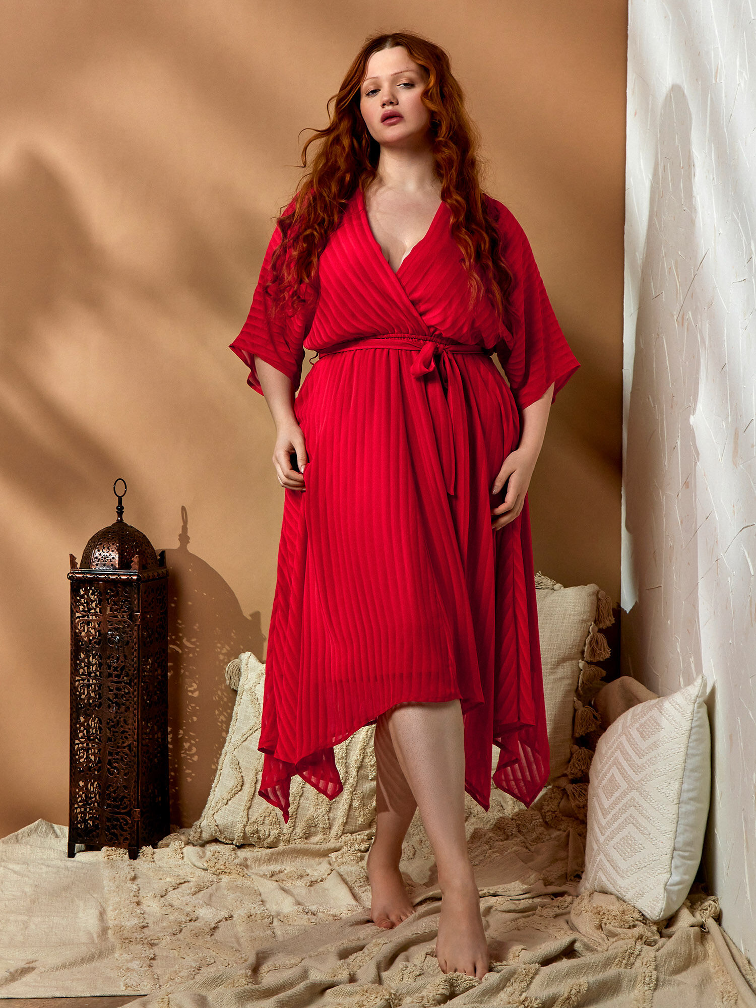 Red dress curve discount