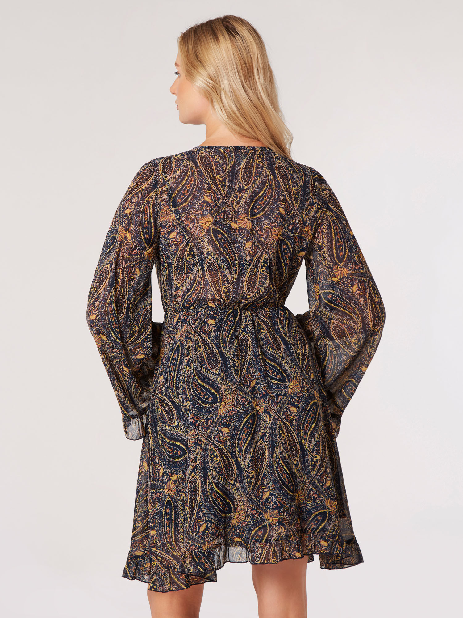 Mini dress bell sleeves discount