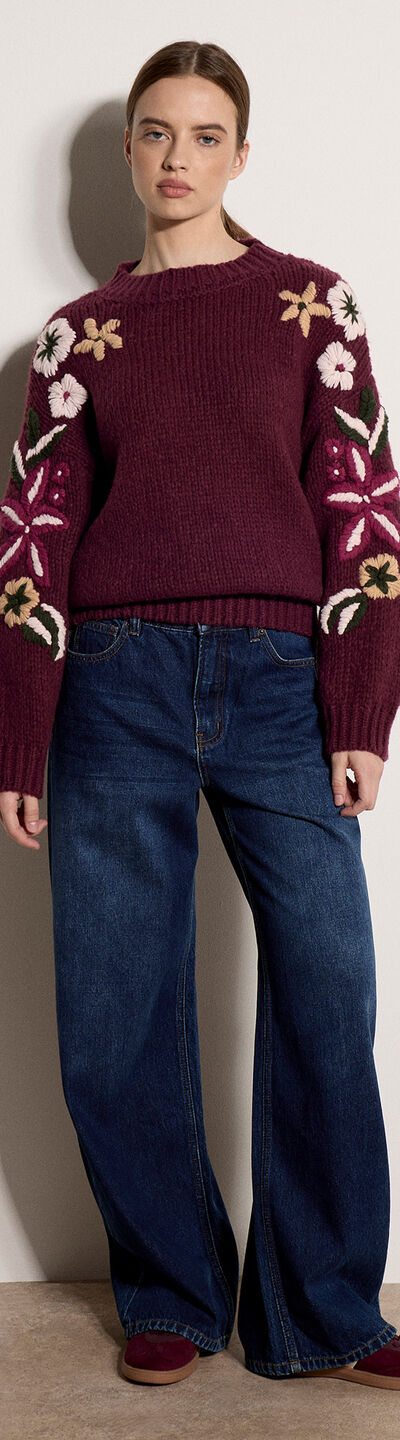 Embroidered Floral Sleeve Chunky Knit Jumper