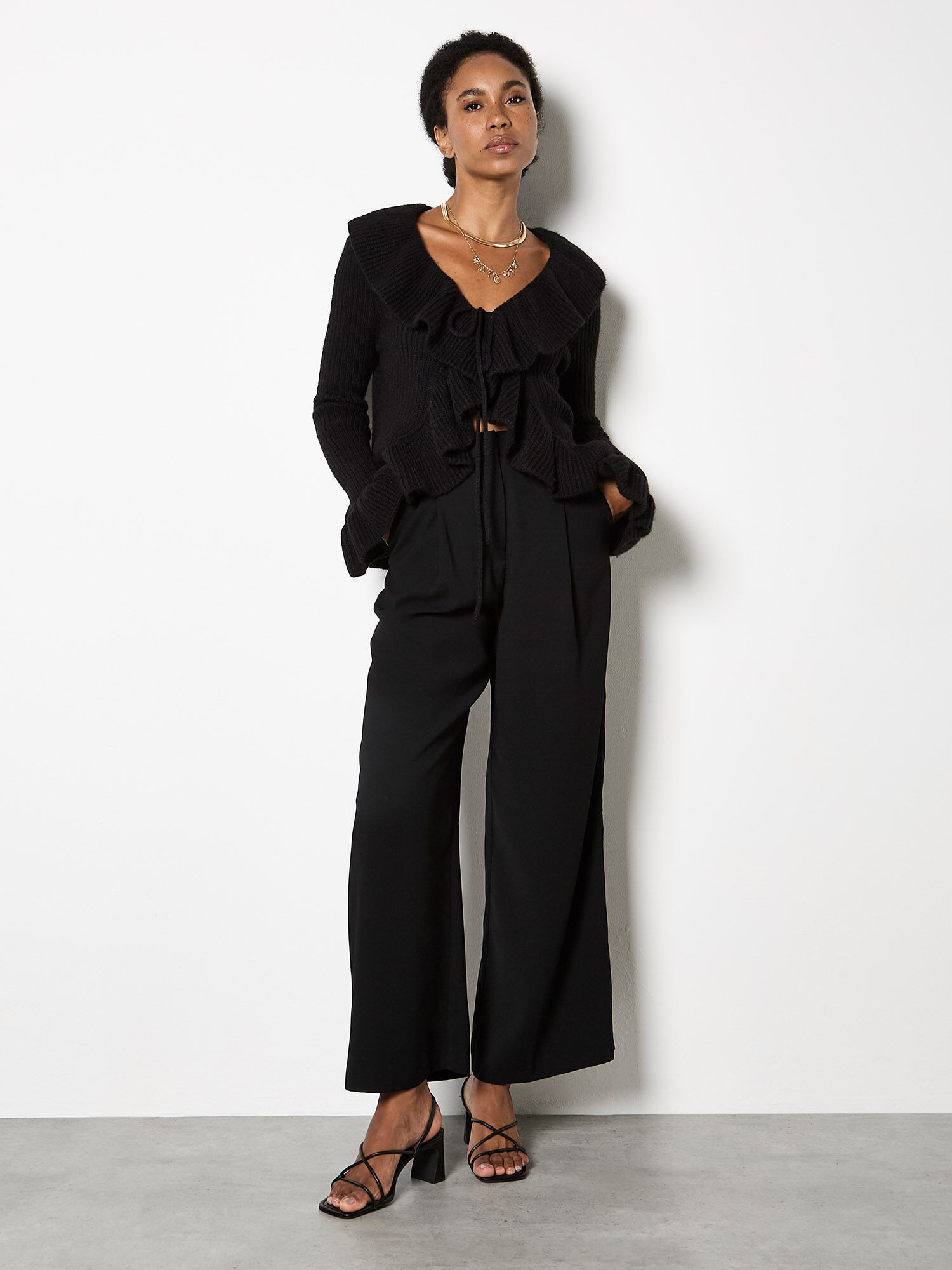 Ruffle Ribbed Knit Cardigan | Apricot Clothing