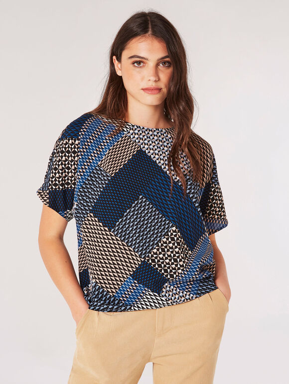 Geometric Patchwork Textured T-Shirt, Navy, large