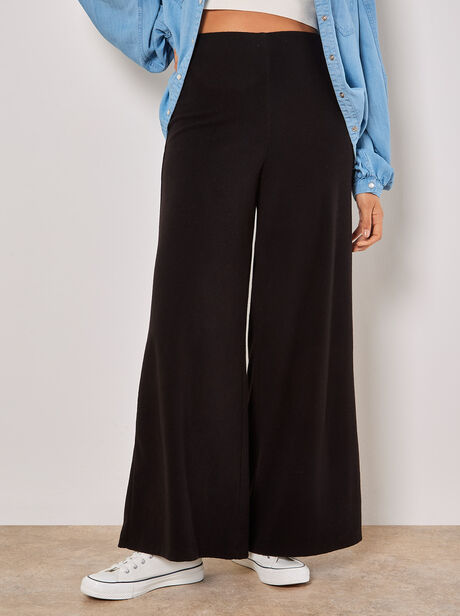 Soft Touch Wide Leg Joggers