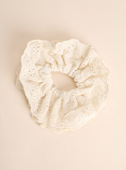 Broderie Anglaise Scrunchie