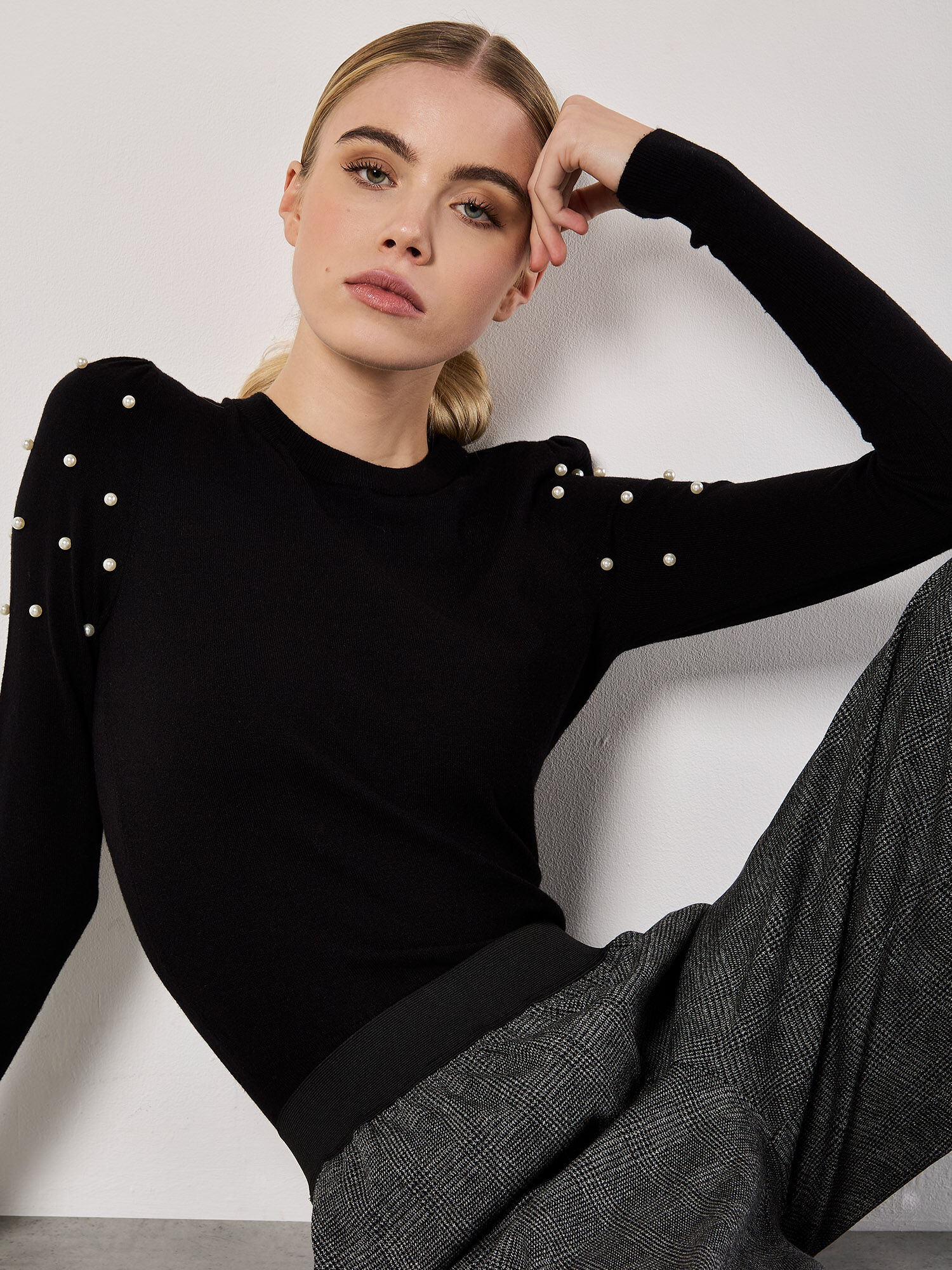 Pearl Embellished Fine Knit Jumper Apricot Clothing