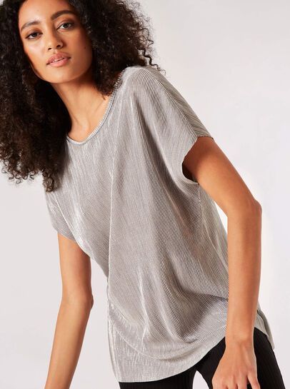 Metallic Plisse V-Back Top