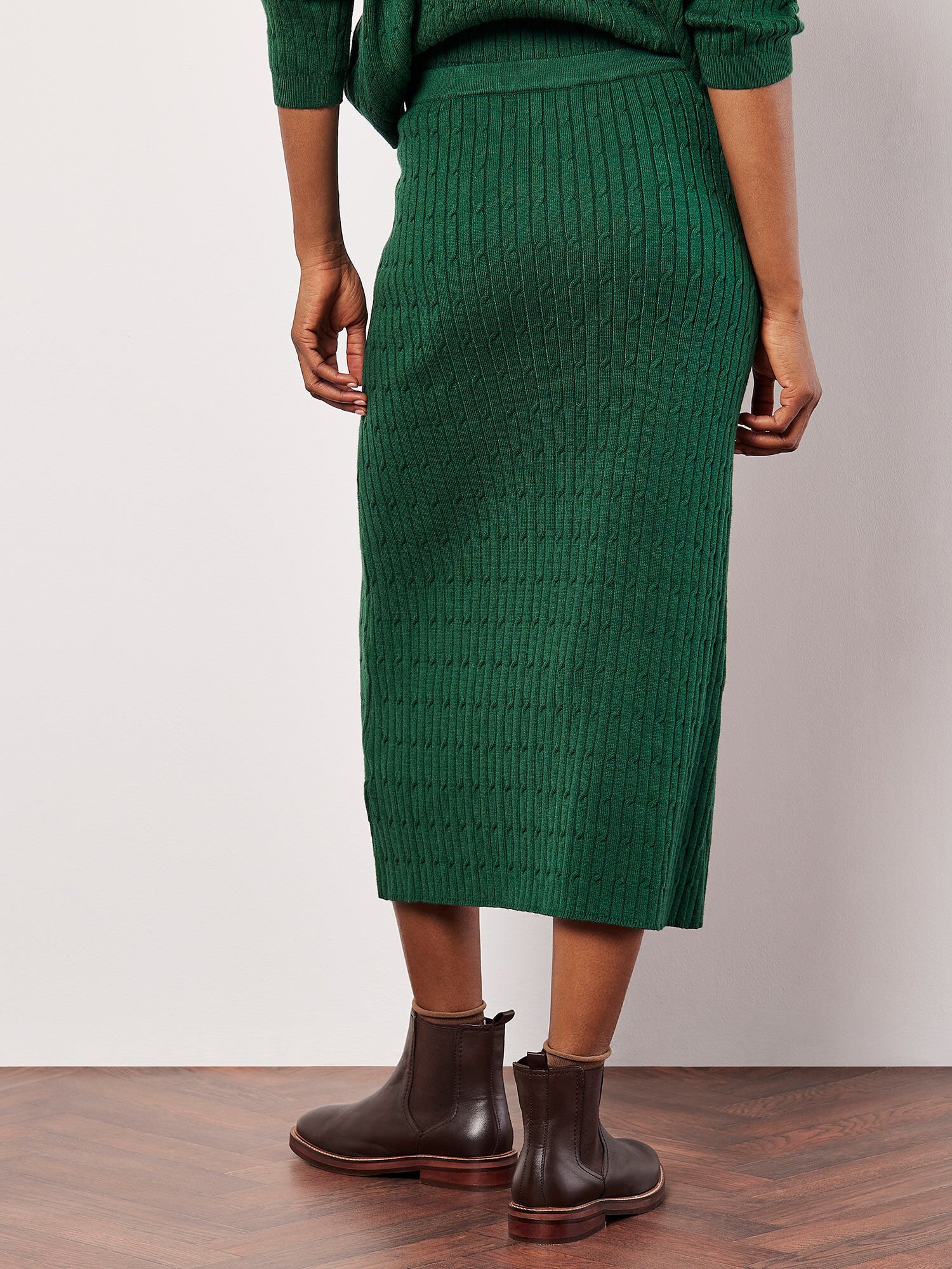 Knit green skirt clearance
