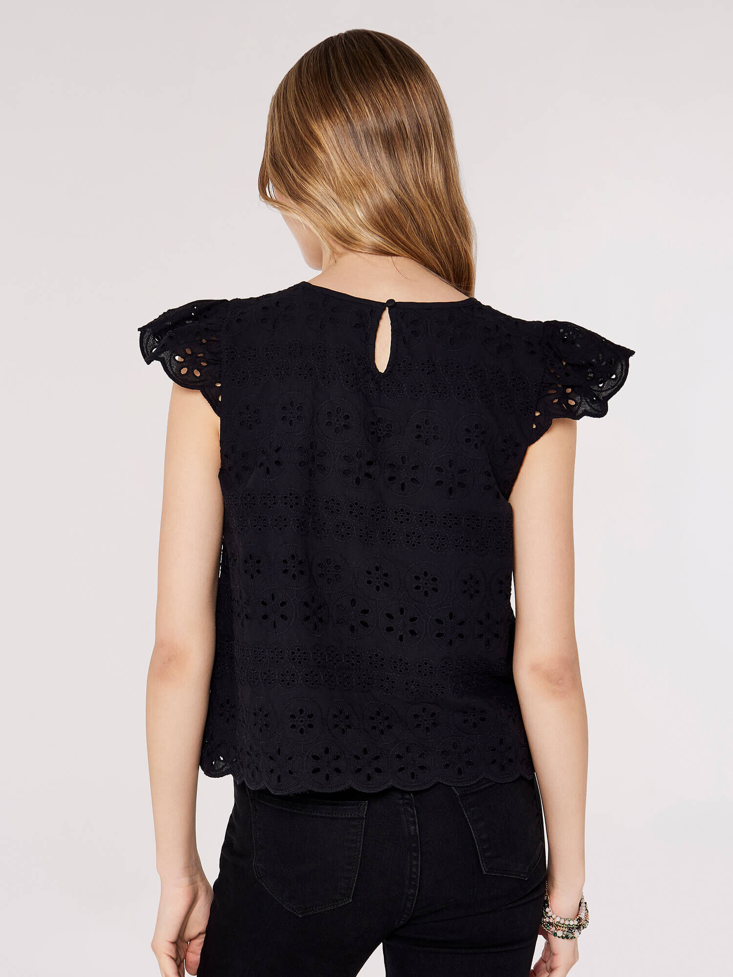 Broderie Anglaise Top