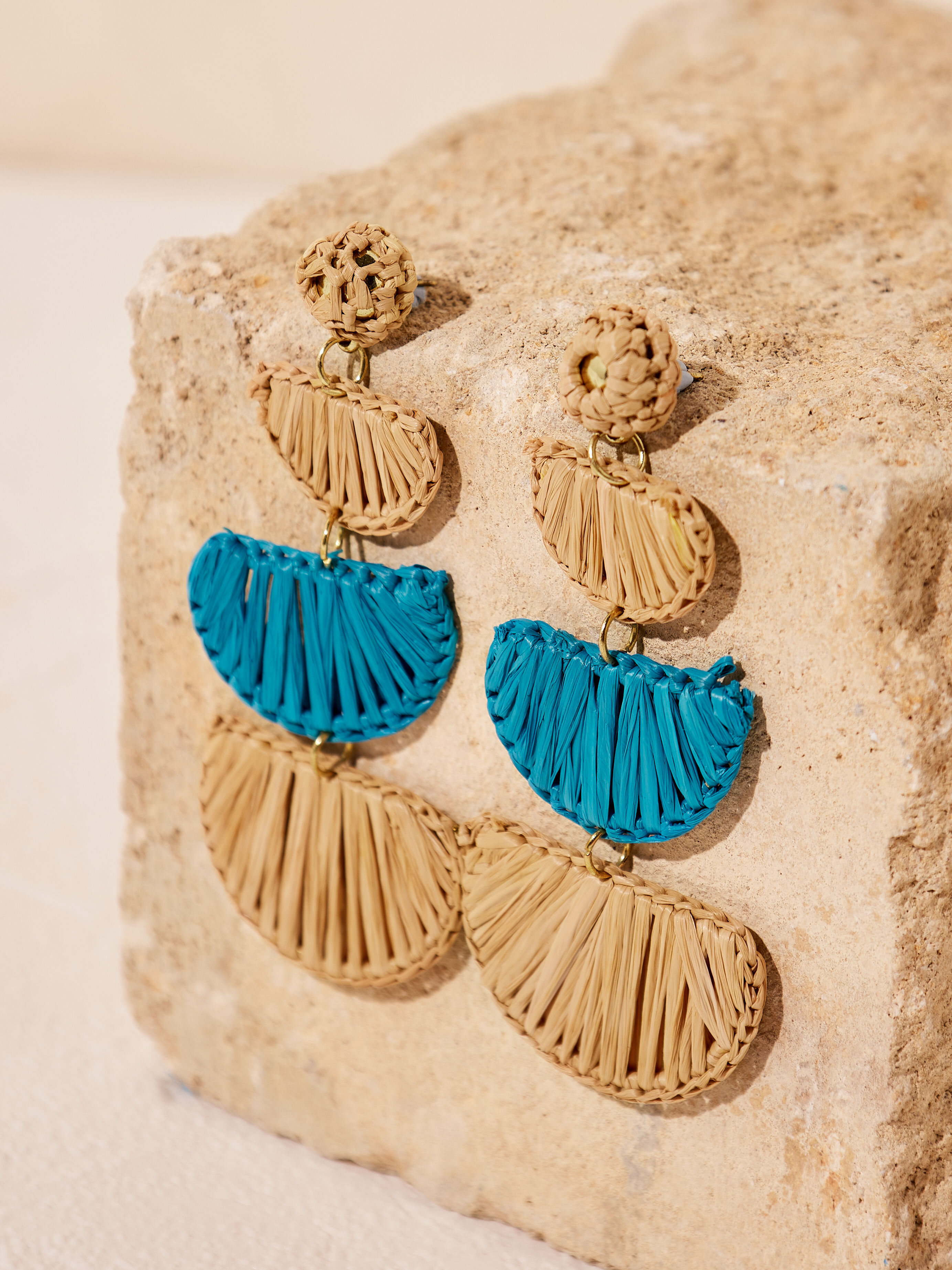 Beautiful blue earrings cheap