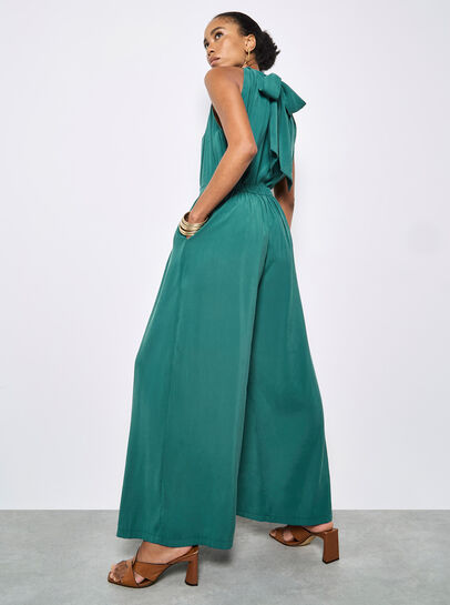 Soft Pleat Wide-Leg Trousers