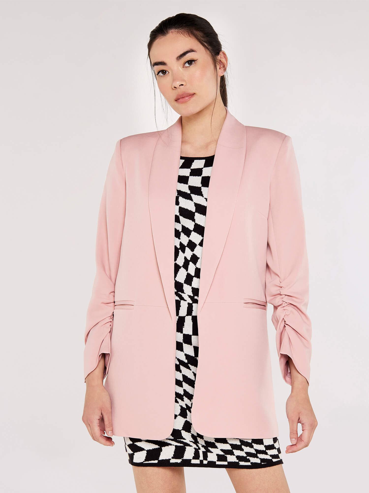 Pink new arrivals blazer missguided