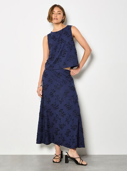 Embroidered Floral Linen Blend Shell Top