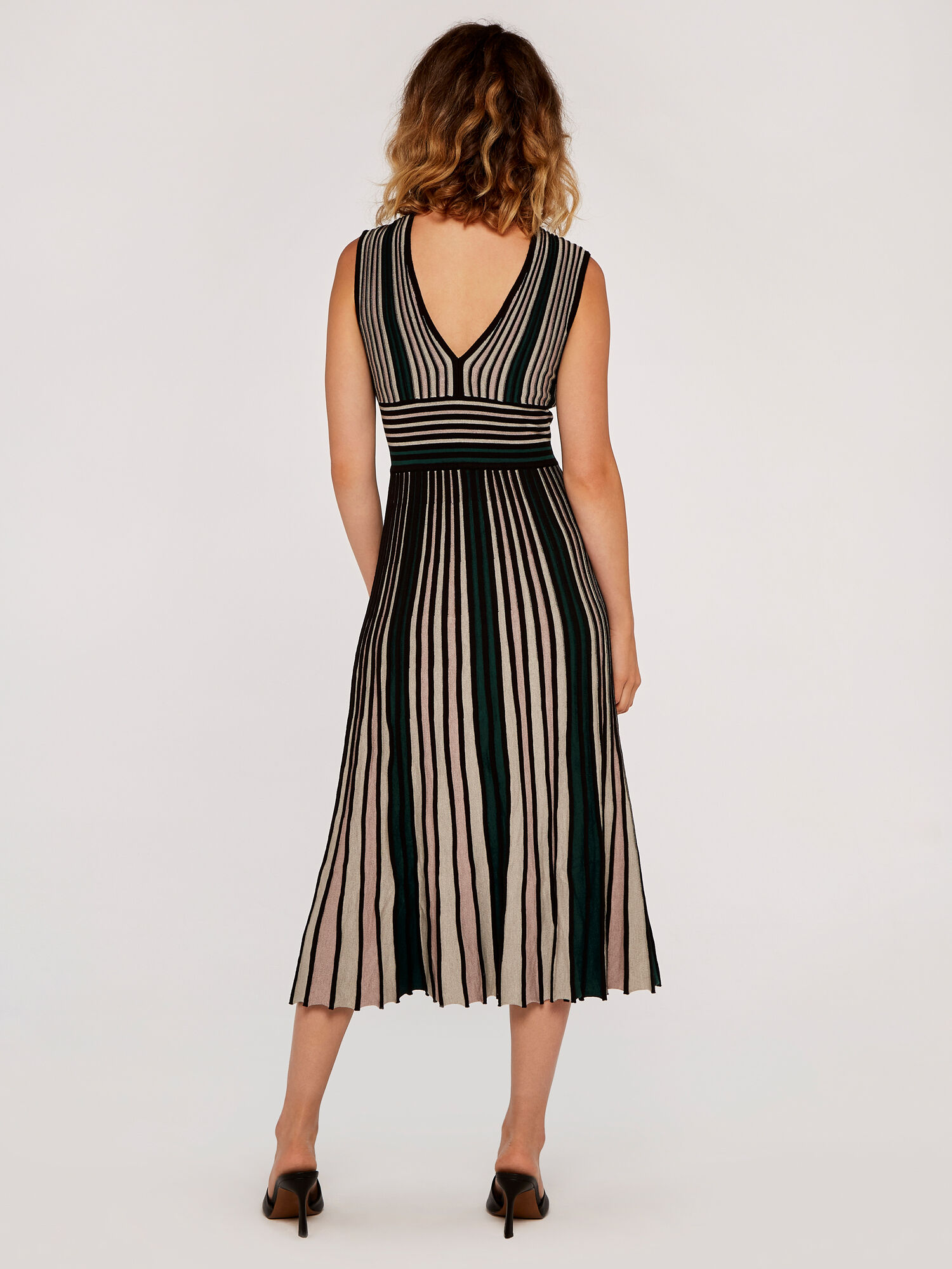 Green stripe midi sales dress