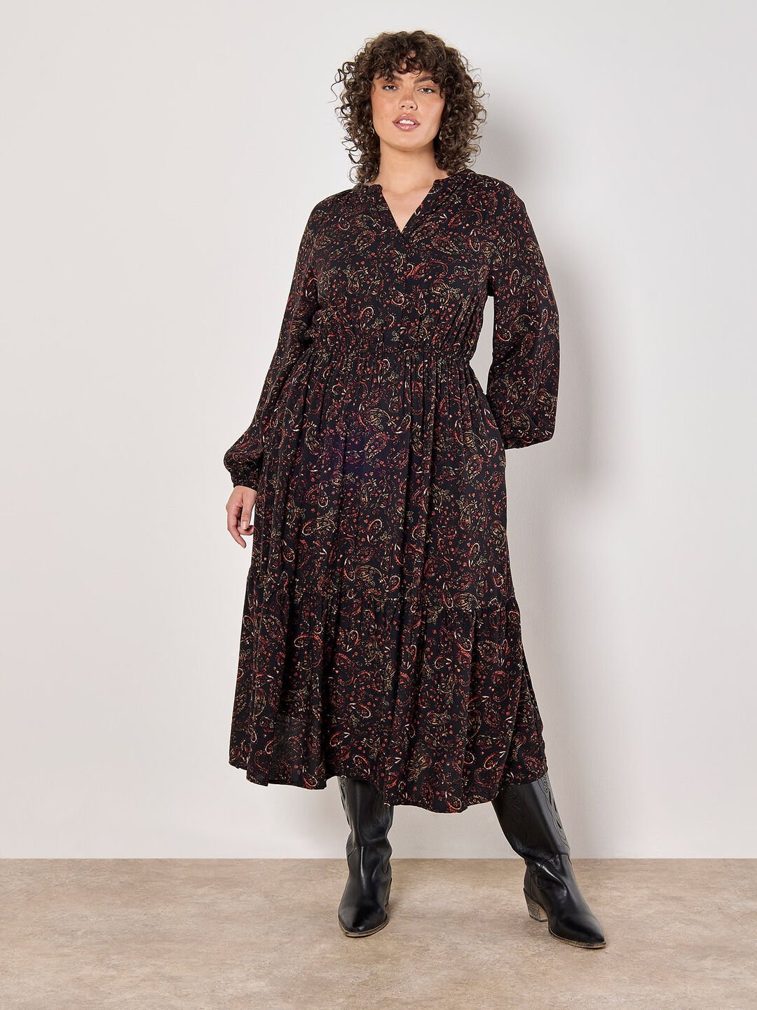 Image of Curve Painterly Paisley Midi Dress