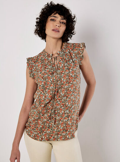Ditsy Floral Ruffle Sleeve Top