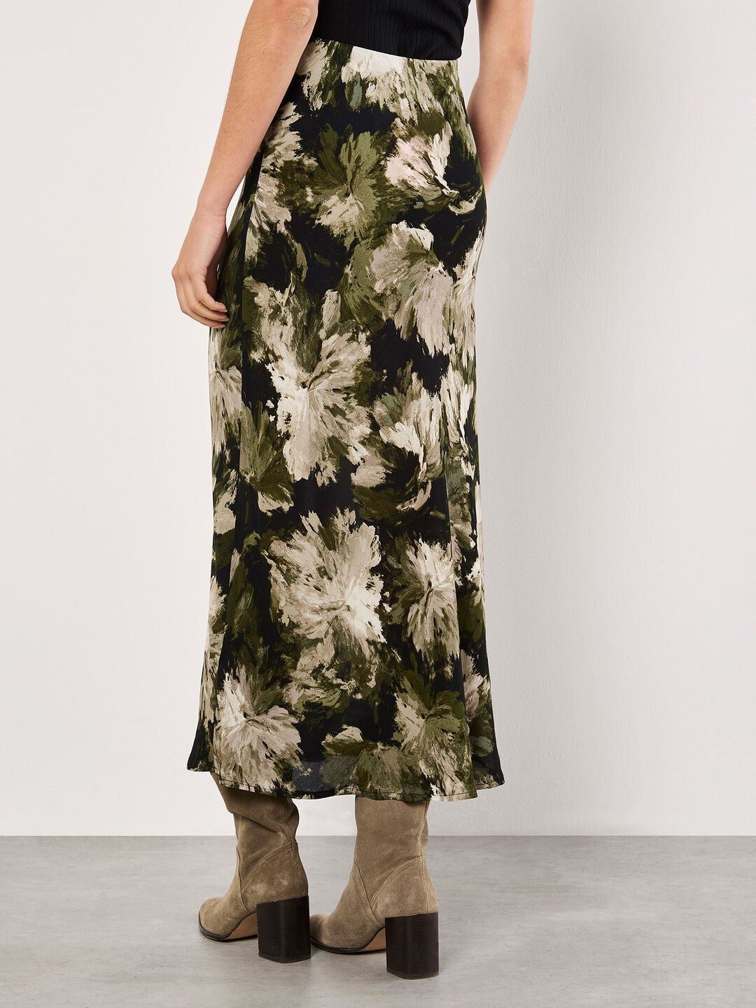 Painterly Floral Slip Maxi Skirt Apricot Clothing