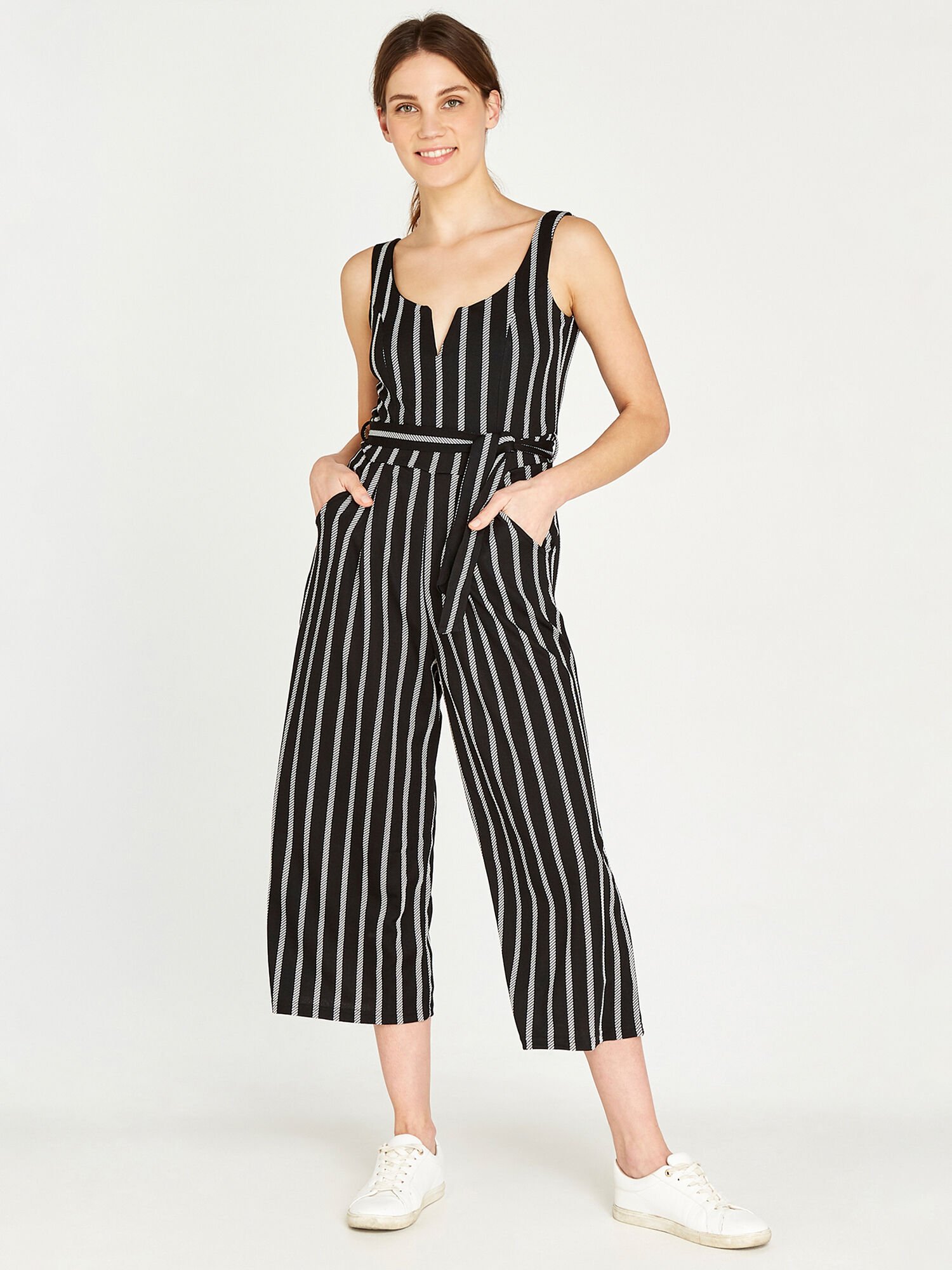 Jumpsuit striped black and top white