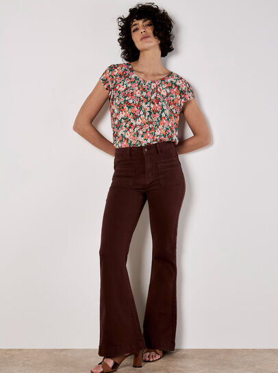 Ditsy Floral Tulip Sleeve Top