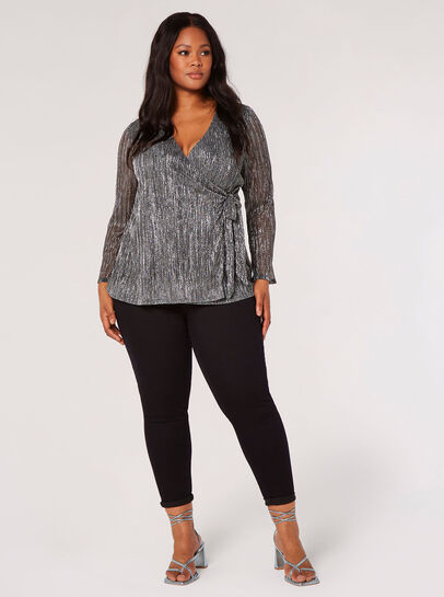 Curve Plisse Wrap Top