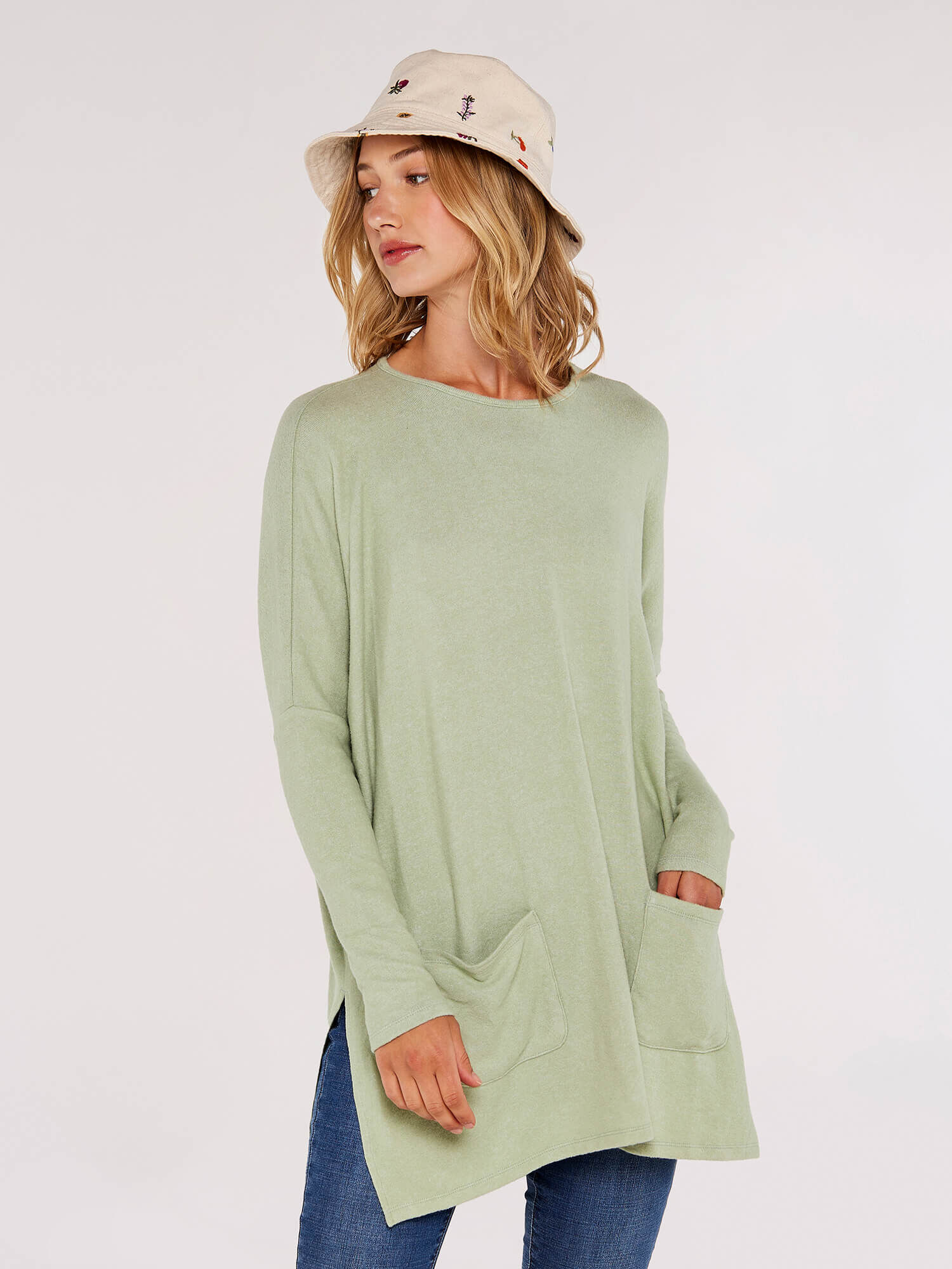 Tea n clearance rose oversized sweater