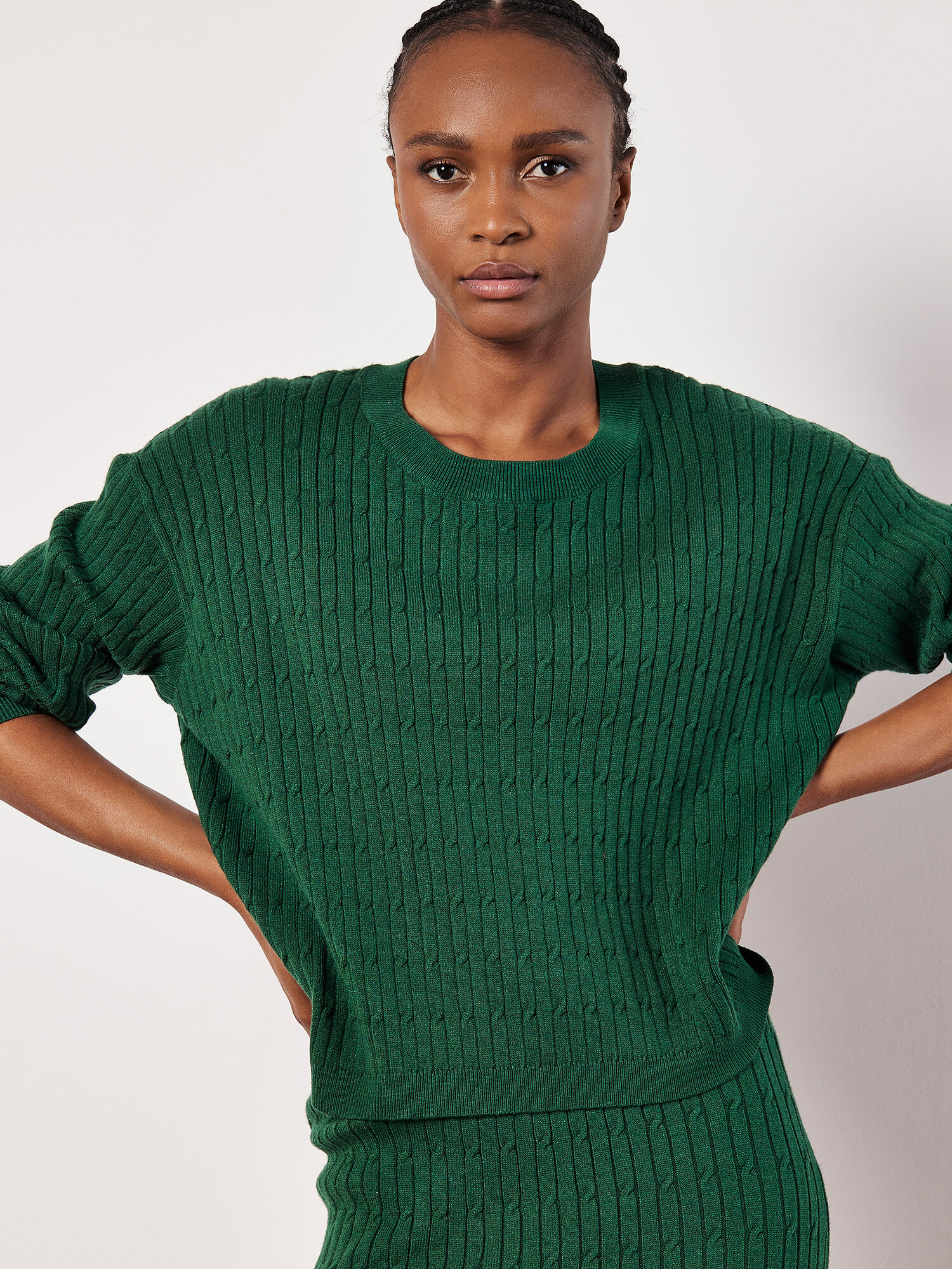 Fine cable knit jumper online