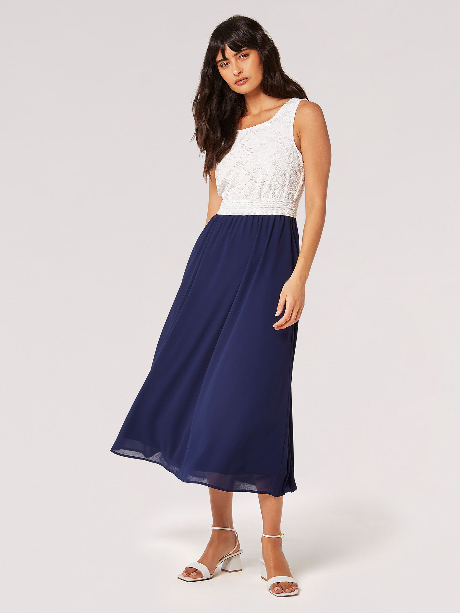 Apricot womenswear online