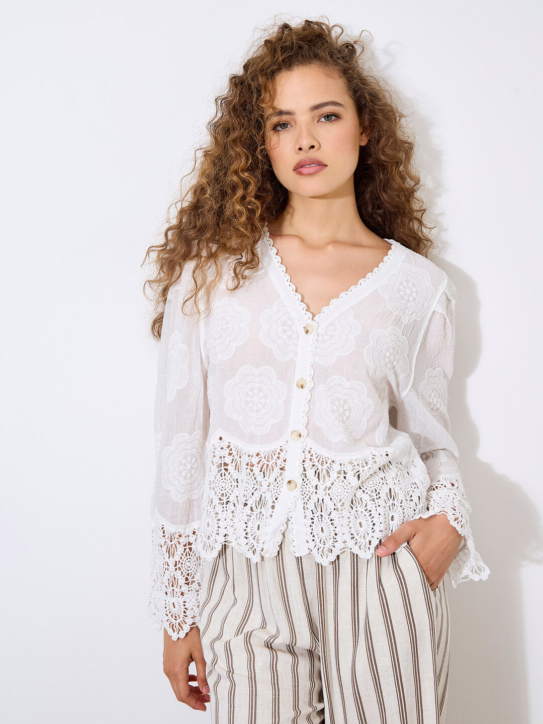 Image of Embroidered Daisies Crochet Lace Top