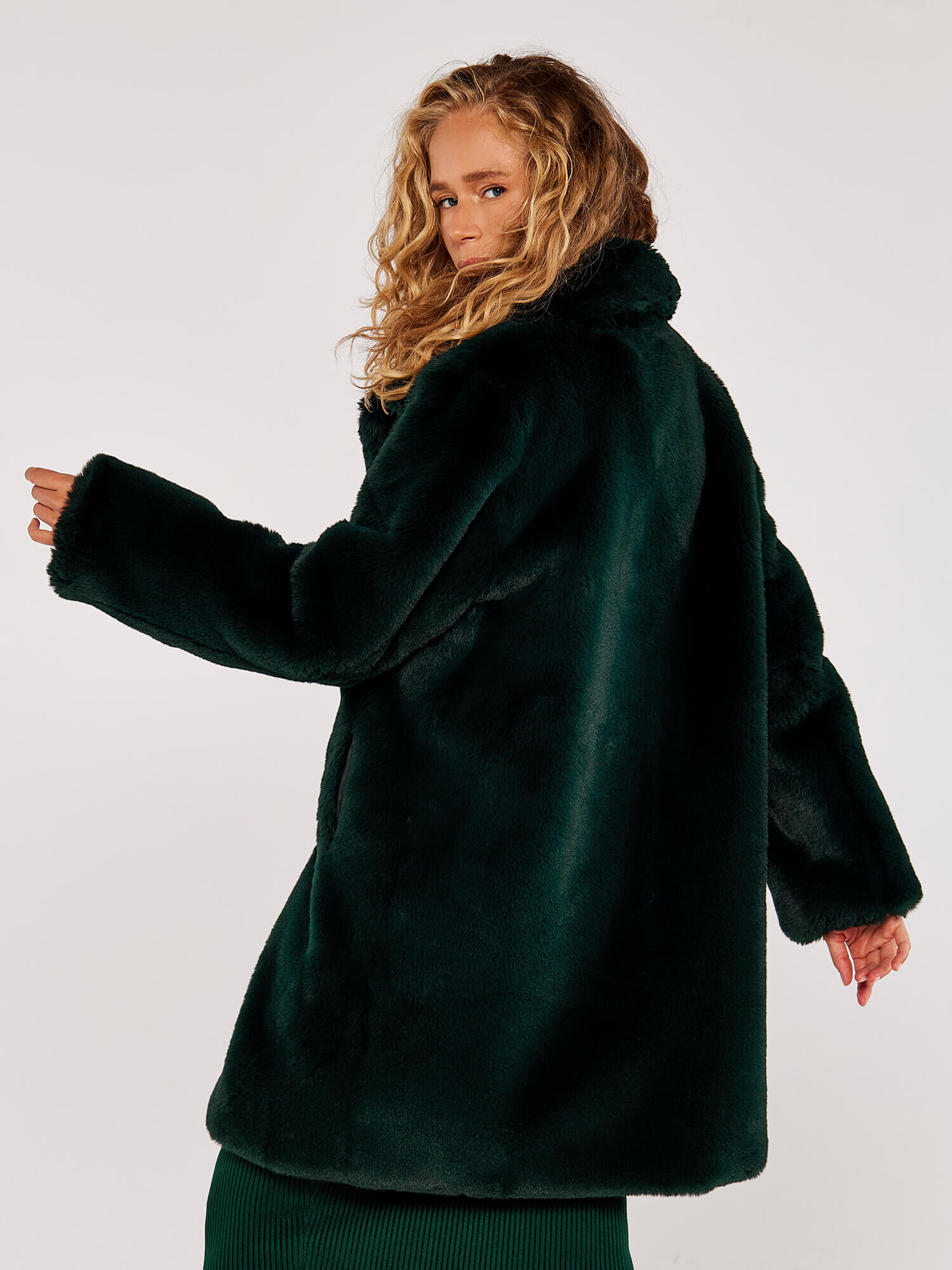 Oversized Supersoft Furcoat Apricot Clothing