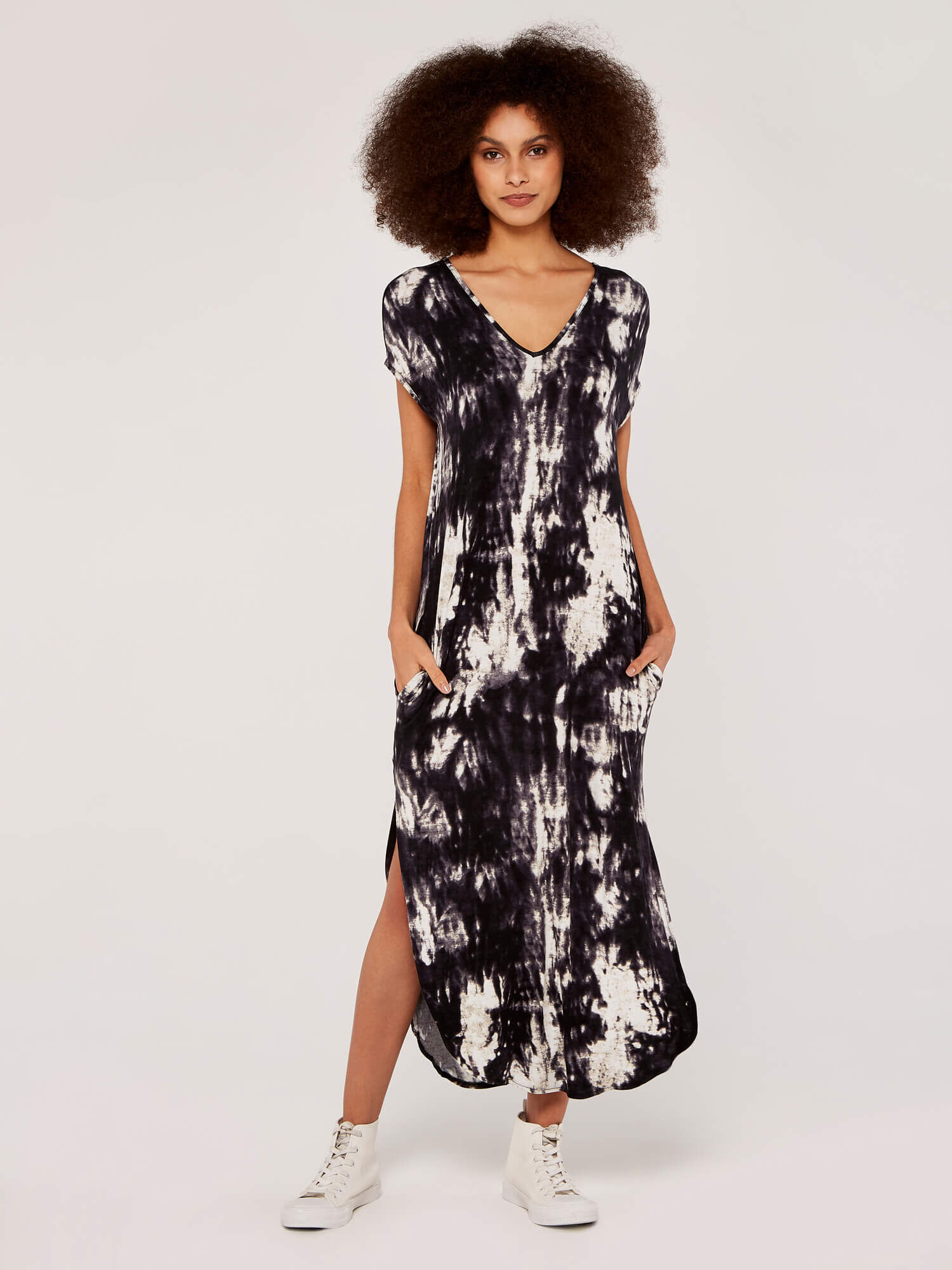 Short sleeve tie discount dye maxi dress