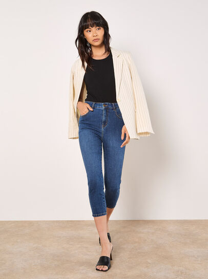 Sara Skinny Fit Capri Jeans
