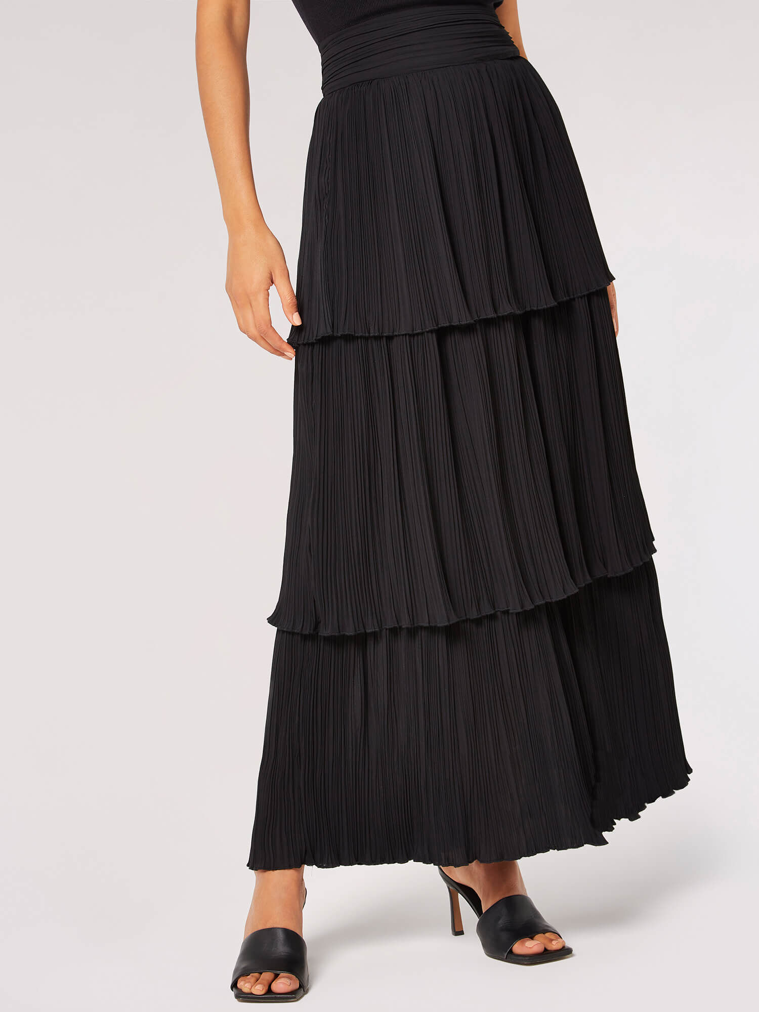 Cotton tiered 2025 skirt uk