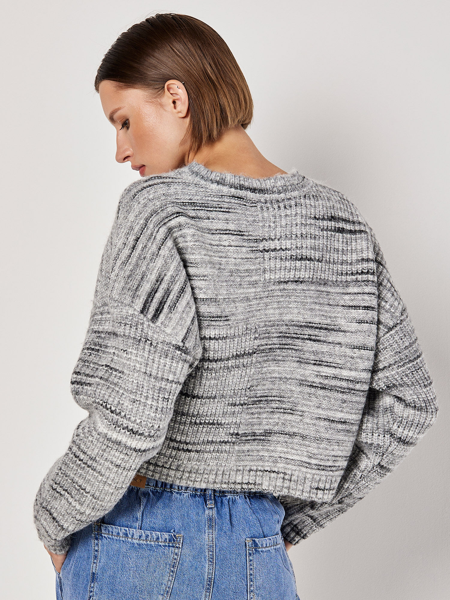 Boxy cropped jumper cheap