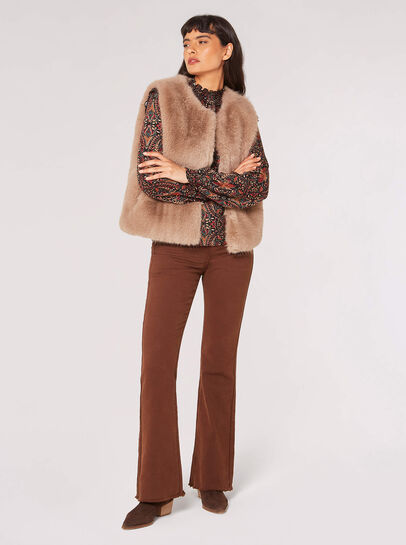 Faux Fur Cropped Gilet