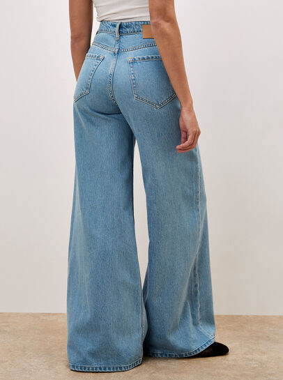Zana Wide Leg Jeans