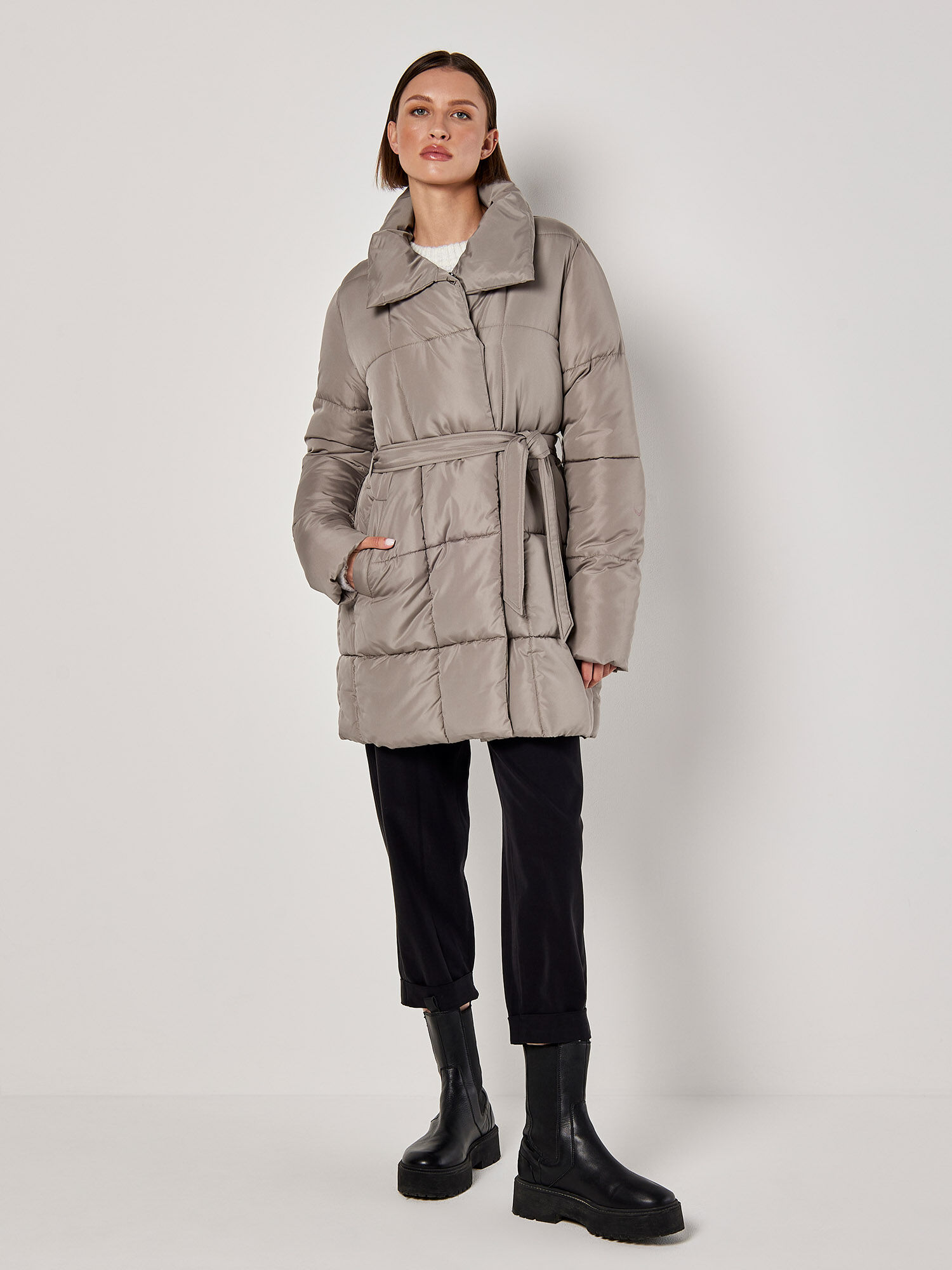 Quilted puffer coat top